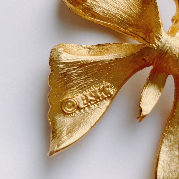 VTG Signed BSK Brooch 1960s Butterfly Textured Gold Tone Pin Mid Century - Picture 8 of 10